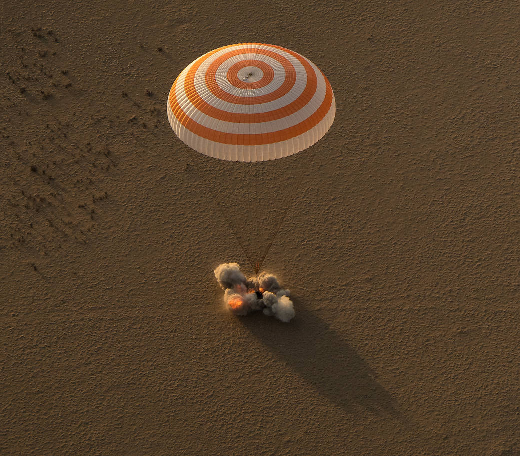 Soyuz MS-22 Landing